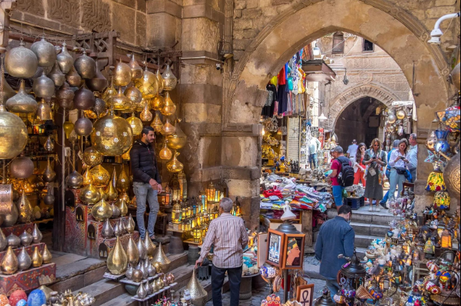 Cairo Travel Guide to Khan el-Khalili traditional market in Egypt