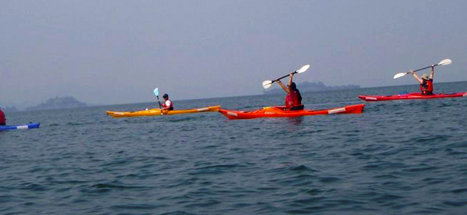 couples doing kayaking on the twin lakes of rubirizi