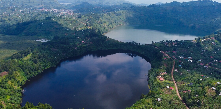 the twin lakes of rubirizi