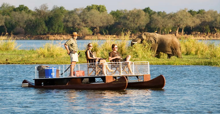 river and lake safaris in botswana